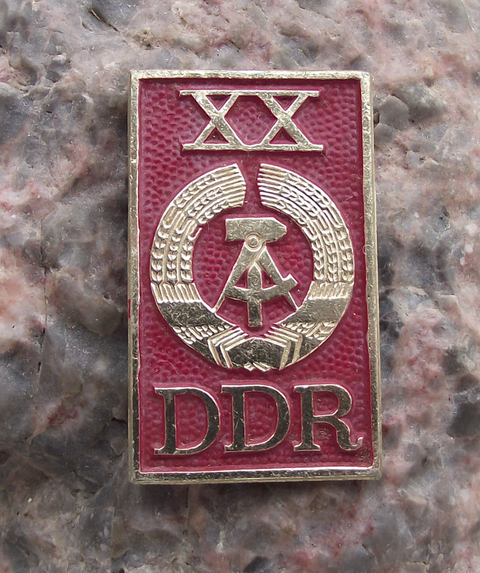 1969 German DDR GDR 20th Anniversary East Germany XX Pin Badge