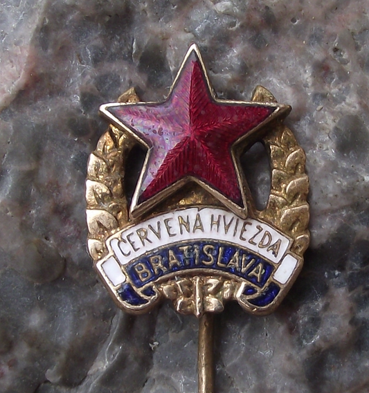 Vintage Cervena Hviezda Bratislava Red Star Football Soccer Club Pin Badge