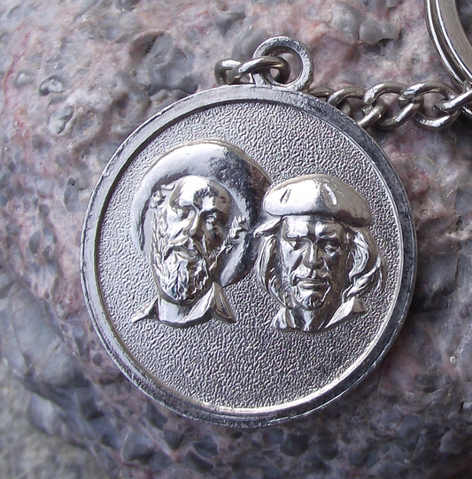 Vintage Cuba Revolution Camilo Cienfuegos Che Guevara Key Ring