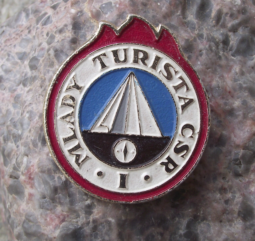 Young Tourist Grade 1 Czechoslovakia Youth Camping Pioneer Award Pin Badge