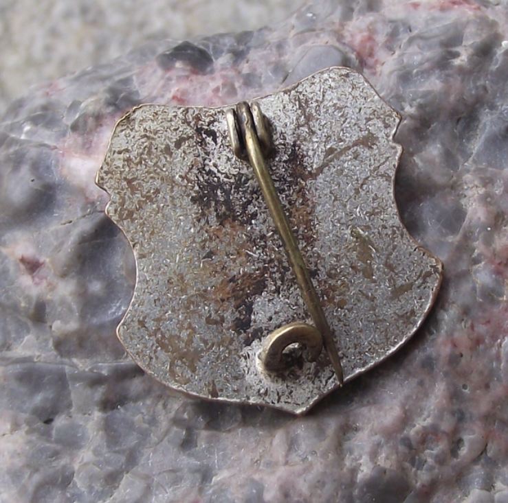 Vintage White Dove World Peace on Blue Shield Pin Badge - Badgecrazy