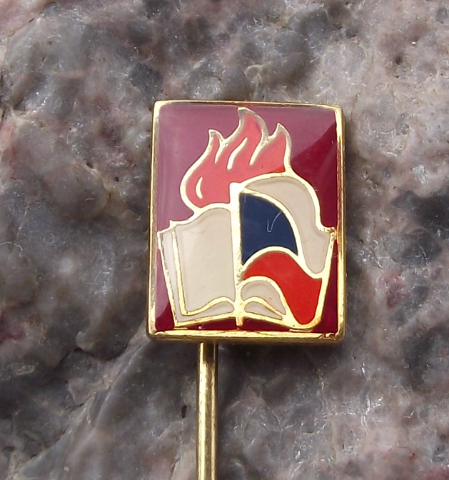 .Vintage Czechoslovakia Pioneer Youth Group Movement Official Logo Pin Badge