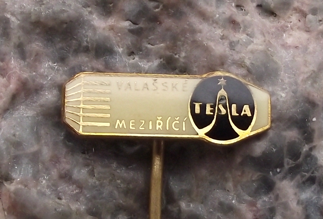 Vintage Tesla Electronics Dynamic Microphone AMD 200 Pin Badge