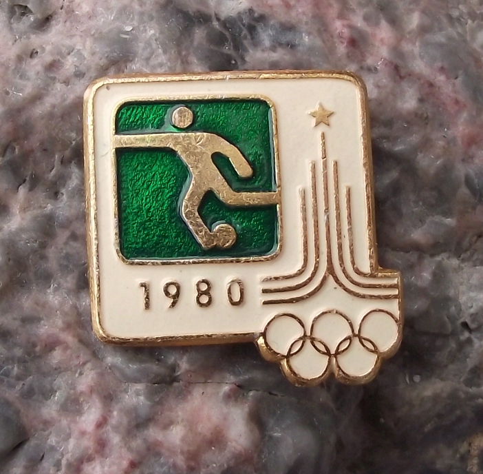 1980 Soviet Union Olympic Games Football Soccer Pin Badge