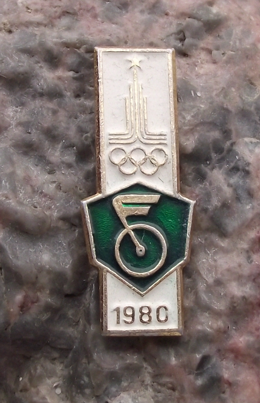 1980 Moscow Russia Summer Olympic Games Cycling Bicycle Event Pin Badge