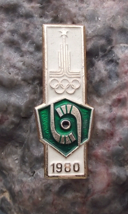 1980 Moscow Russia Summer Olympic Games Field Hockey Event Pin Badge