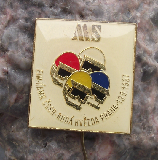 1987 FIM World Championships Red Star MX Motocross Motorbike Race Pin Badge