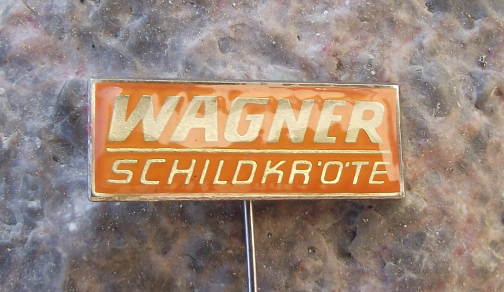Vintage Wagner Schildkrote Forklift Maker Germany Fork Lift Company Pin Badge