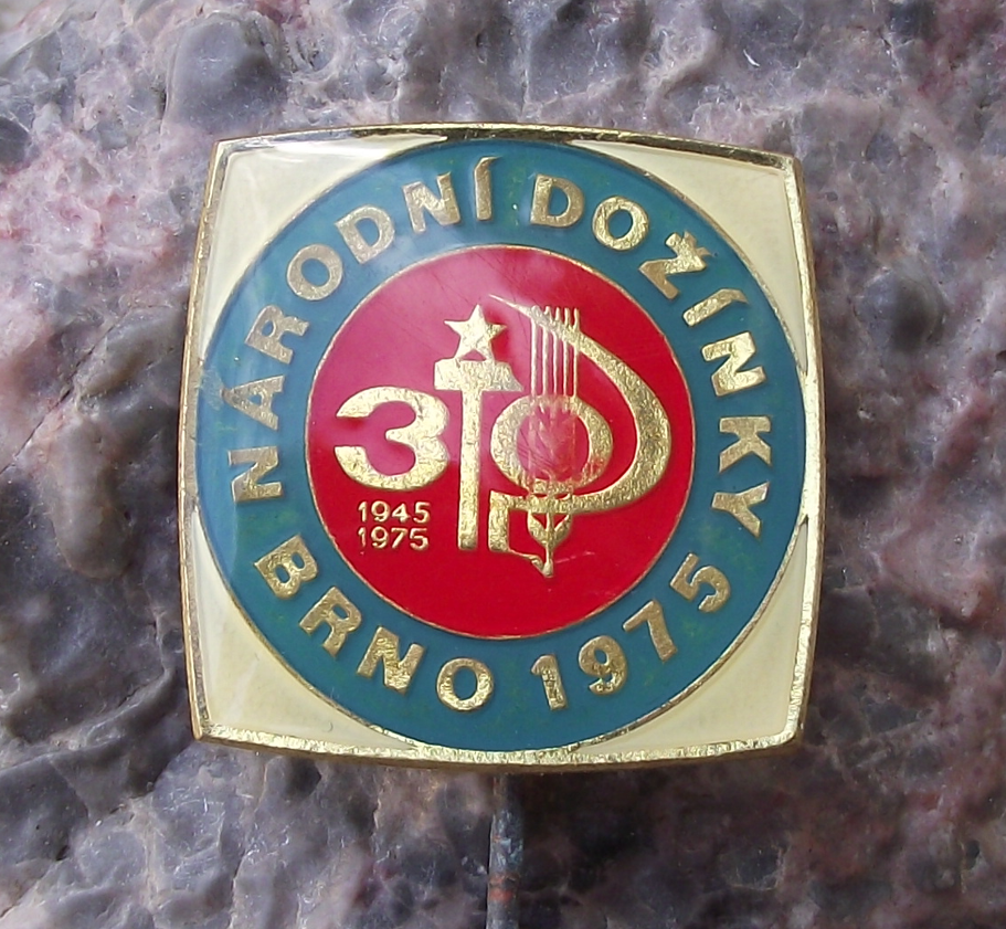 1975 Harvest Festival Czechoslovakia Communist Farming Celebration Pin Badge