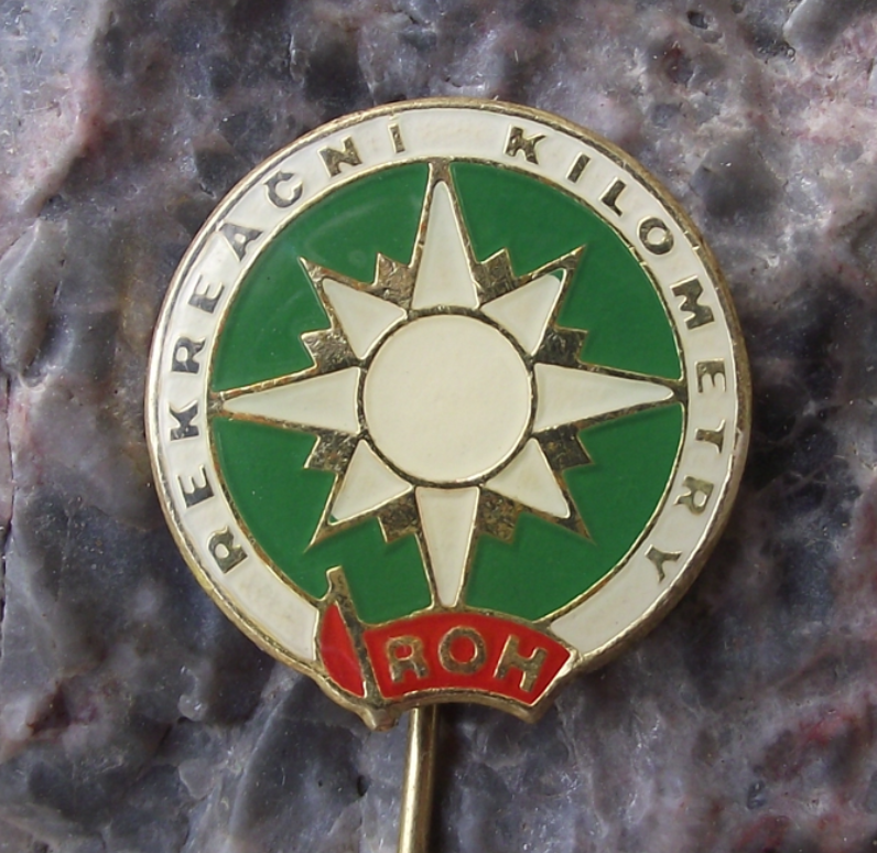 Vintage 100 km Kilometres Spring Walk National Walking Event Trade Union Pin ROH Badge