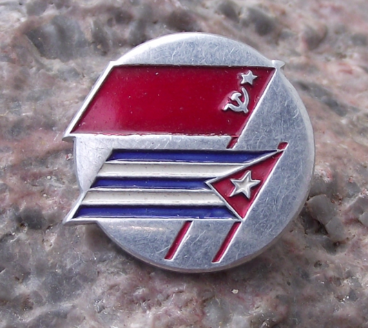 Vintage Cuba Soviet Union National Flags Ideological Fellowship Pin Badge