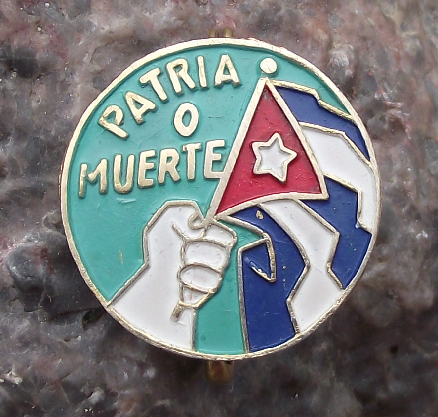 Vintage Cuba Revolution Crossed Machetes Patria O Muerte Flag Pin Badge