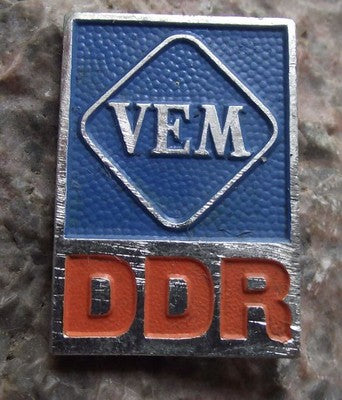 Warenzeichenverband VEM Engineering Electrics Firm Germany Advertising Pin Badge