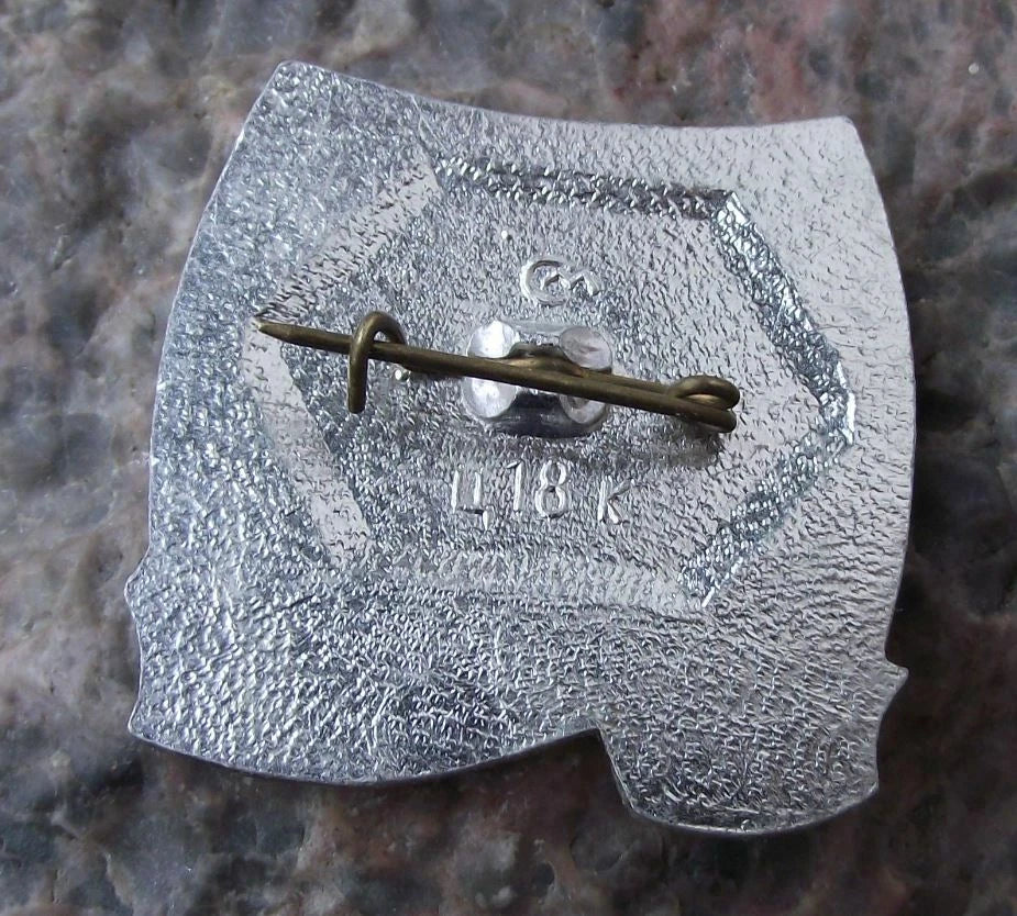 Vintage Imperial Russian Navy Ship 16th Century Fluyt Sailing Vessel Pin Badge
