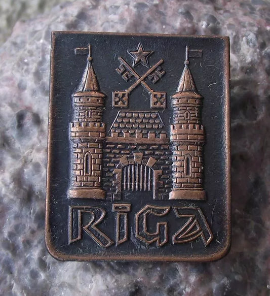 Vintage Riga Latvia Coat of Arms Heraldic Crest Crossed Keys Castle Pin Badge