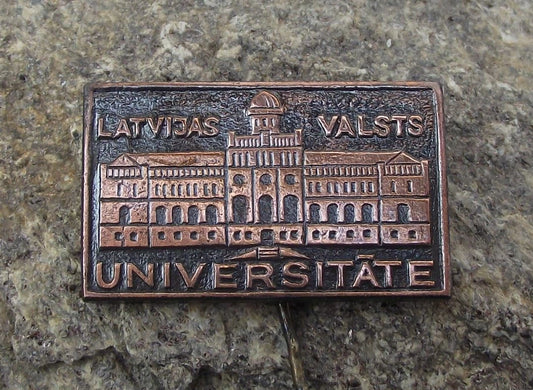 Vintage University of Latvia Valsts College Latvian Education School Pin Badge