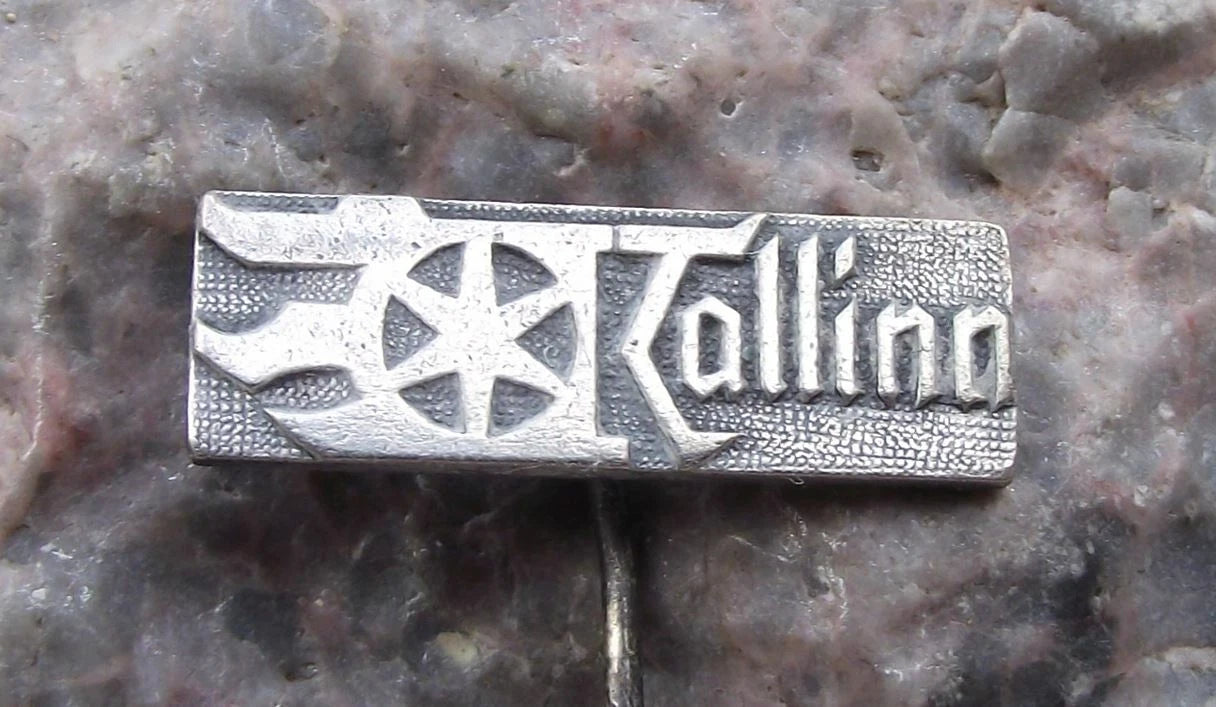 Vintage Tallinn Estonia Medieval Heraldic Flag Pin Badge