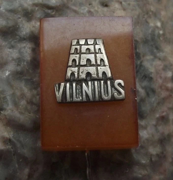 Vintage Vilnius Capital City Lithuania Tourist Souvenir Travel Pin Badge