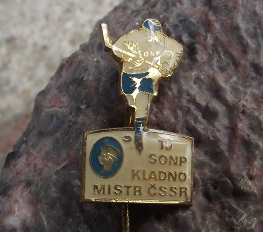 Vintage TJ SONP SK Kladno Czechoslovakia Champions Ice Hockey League Pin Badge