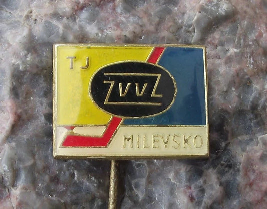 Vintage TJ ZVVZ Milevsko Ice Hockey Team Czechoslovakia Stick Logo Pin Badge