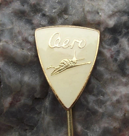 Vintage Aero L-39 L39 Albatros Albatross Jet Training Aircraft Shield Pin Badge - Badgecrazy