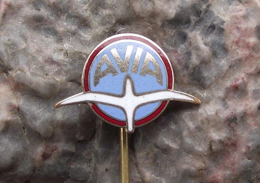 1960's AVIA Czech Aviation Aircraft Truck Company Sea Bird Logo Pin Badge - Badgecrazy