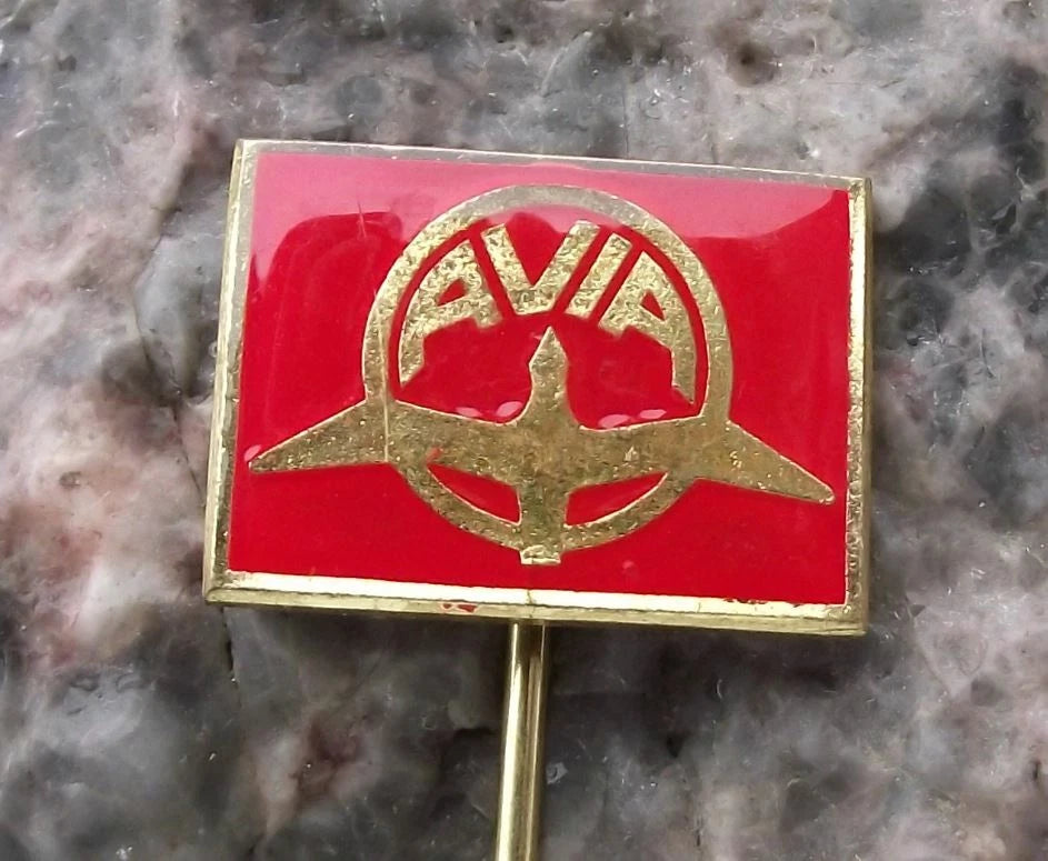 Vintage AVIA Aviation Aircraft & Truck Company Flying Bird Gull Square Pin Badge - Badgecrazy