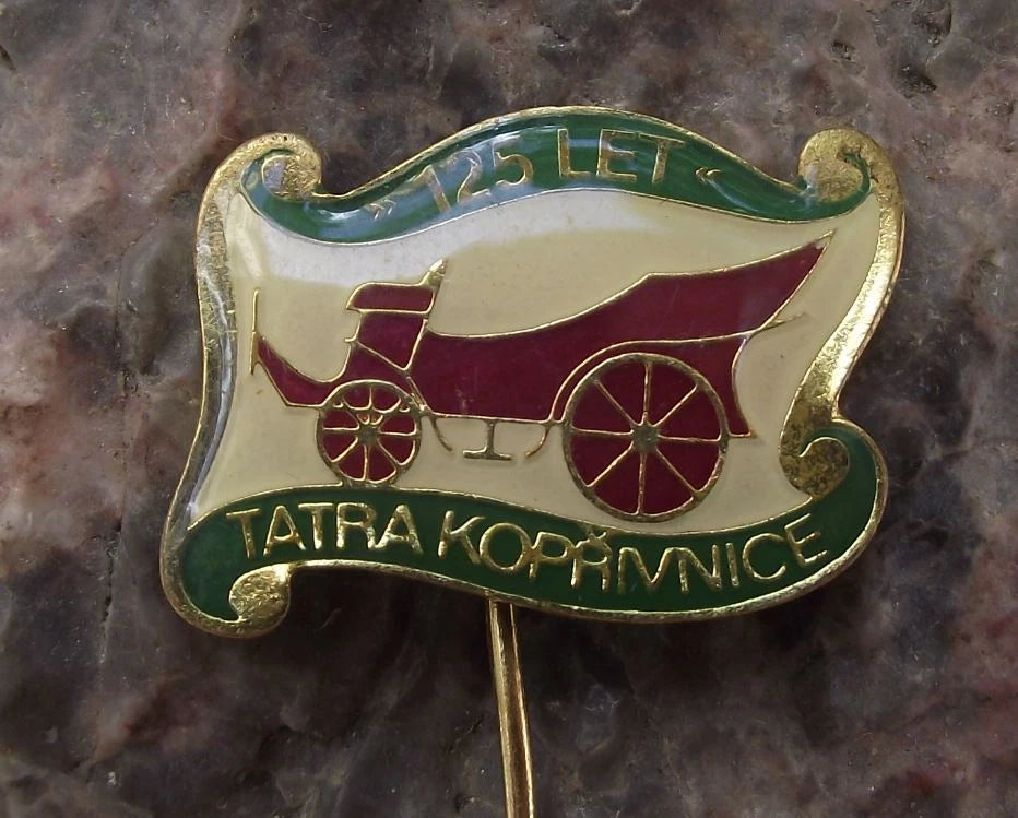 1975 Tatra Company 125th Anniversary Horse Drawn Carriage Coach Pin Badge - Badgecrazy