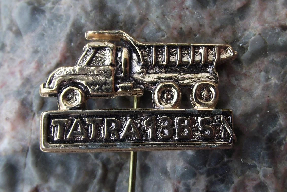 Vintage Tatra 138S1 Heavy Duty Commercial Construction Tipper Truck Pin Badge - Badgecrazy