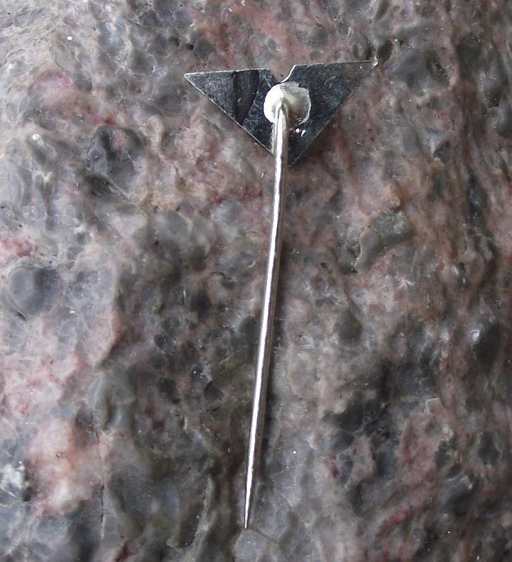 Modern Czech Prague Metro Underground Railway Train Capital M Logo Pin Badge