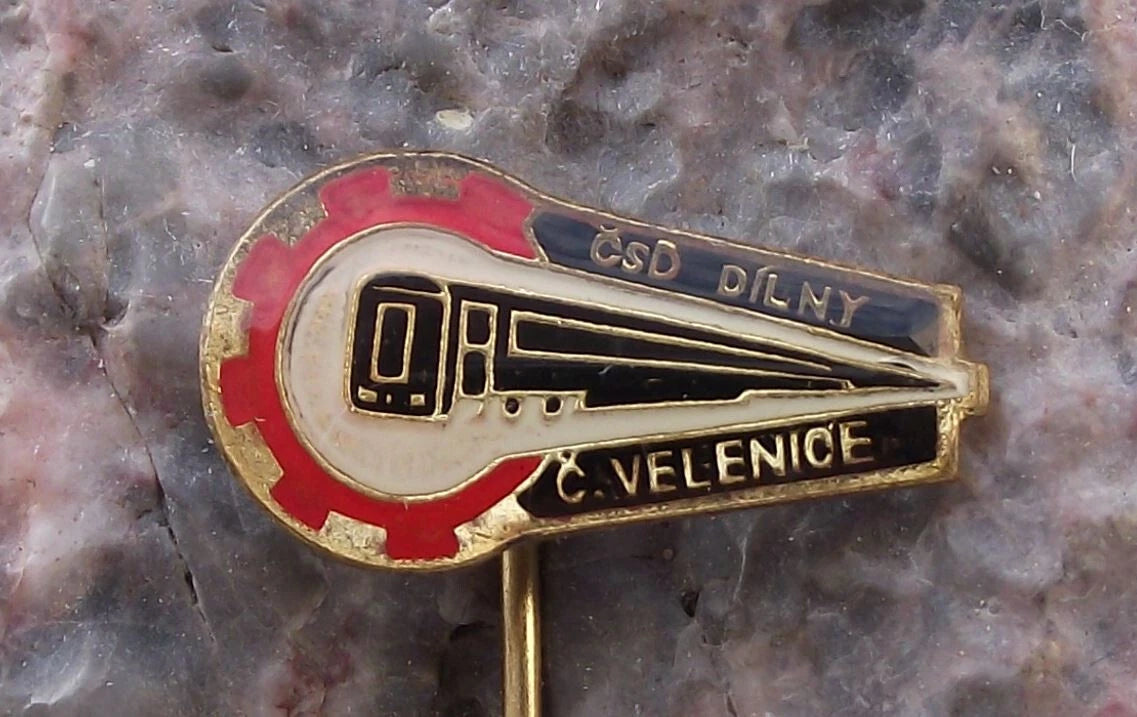 Vintage Czech Railways CSD Train Locomotive Repair Sheds Velenice Pin Badge