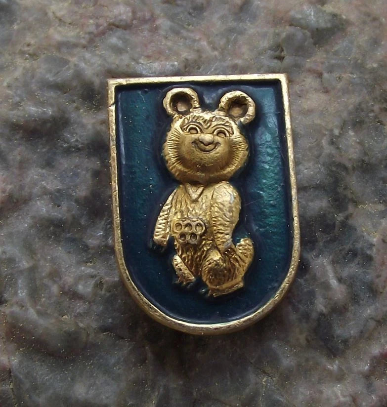 1980 Moscow Olympic Games Bear Mascot Misha Shield Pin Badge