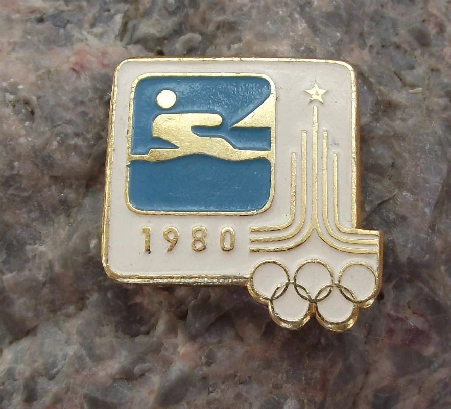 1980 Soviet Union Olympic Games Sailing Yachting Pin Badge
