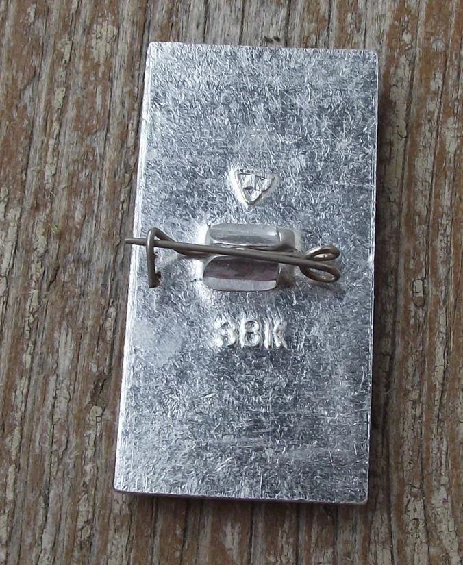 1980 Shiny Moscow Olympic Games Boxing Boxer Pin Badge