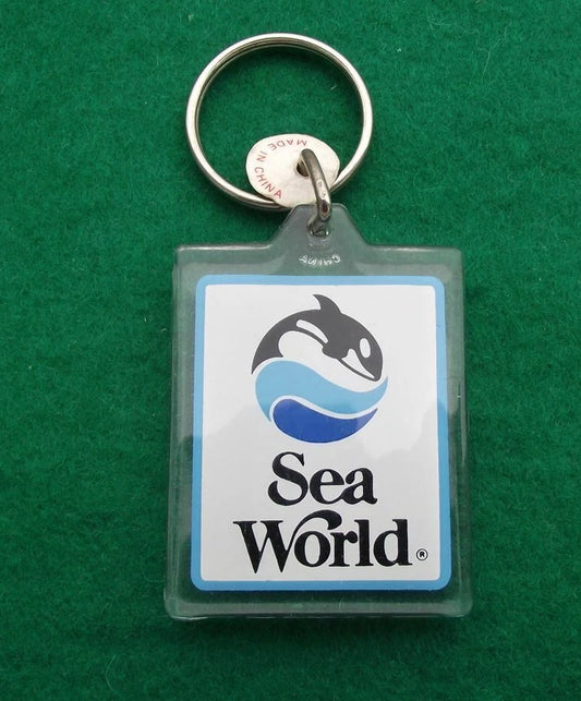 Vintage SeaWorld Sea World Shamu Killer Orca Whale USA Key Ring Key Chain