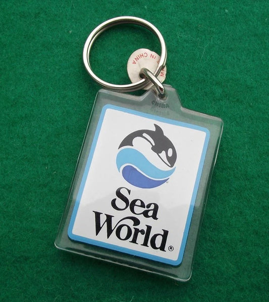 Vintage SeaWorld Sea World Shamu Killer Orca Whale USA Key Ring Key Chain