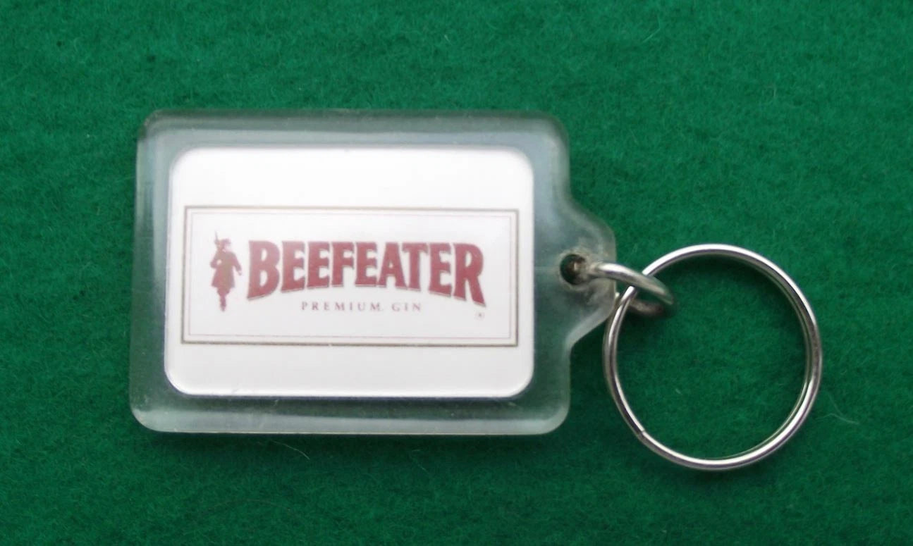 Vintage Beefeater Premium Gin Alcoholic Drinks Advertising Keyring Key Ring