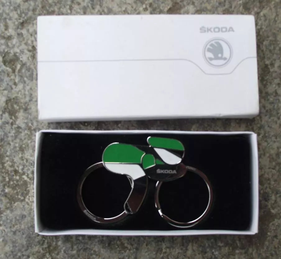 Rare Boxed Skoda Cycling Racing Bicycle Bike Rider Helmet Keyring Key Chain