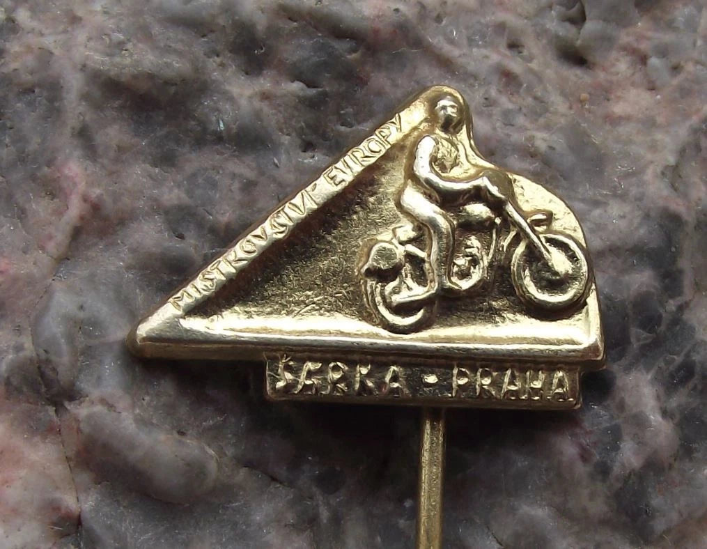 Vintage FIM European Championship Motocross MX Motorbike Sarka Prague Pin Badge