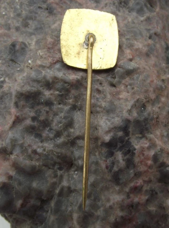 Vintage Czech Golden Helmet Motorbike Speedway Race Circuit Meeting Pin Badge