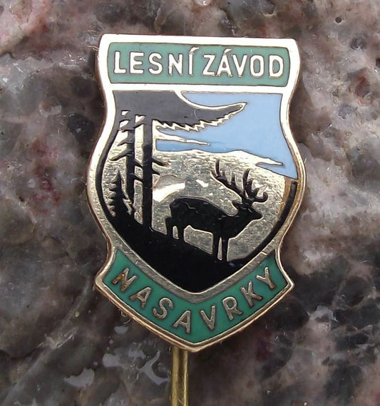 Vintage LZ Nasavrky Hunters Hunting Union Membership Deer Stag Pin Badge