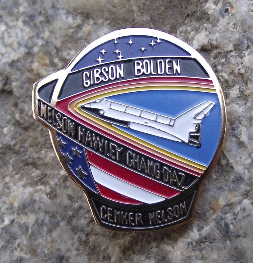 NASA Space Shuttle STS 61-C Columbia Satcom Satellite Mission Tie Pin Badge