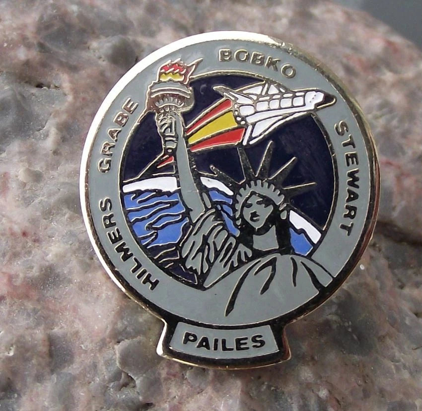 NASA STS-51-J Space Shuttle Atlantis Department of Defense Launch Tie Pin Badge