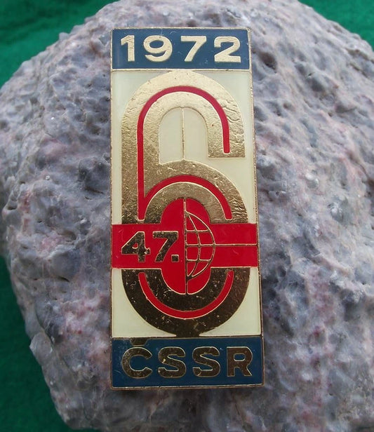 1972 Large ISDT International 6 Six Day Event Motorcycle MX Enduro Race Pin Badge