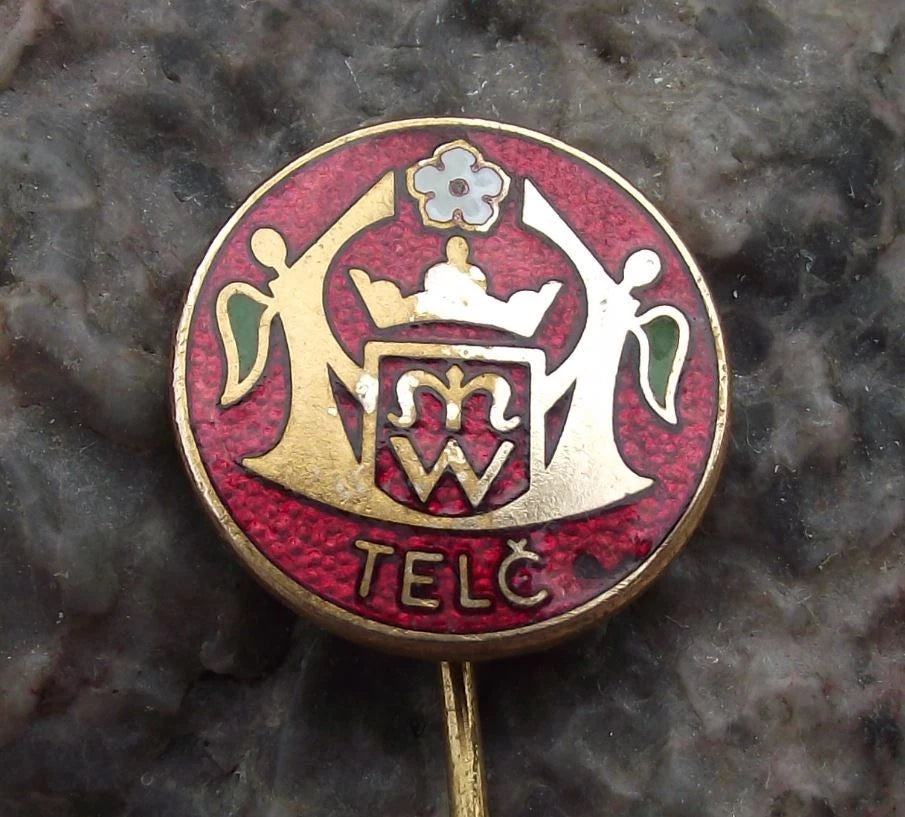 Vintage Telc UNESCO Heritage Site Teltsch Moravia Royal Crown Pin Badge
