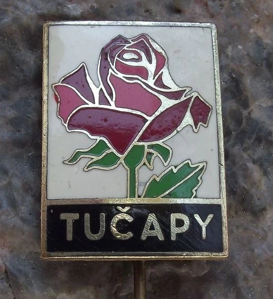 Vintage Tucapy Tučapy Czech Rose Bloom Flower Emblem Crest Tourist Pin Badge