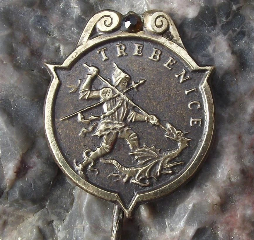 Vintage Třebenice Knight Dragon Coat of Arms Heraldic Crest Garnet Pin Badge