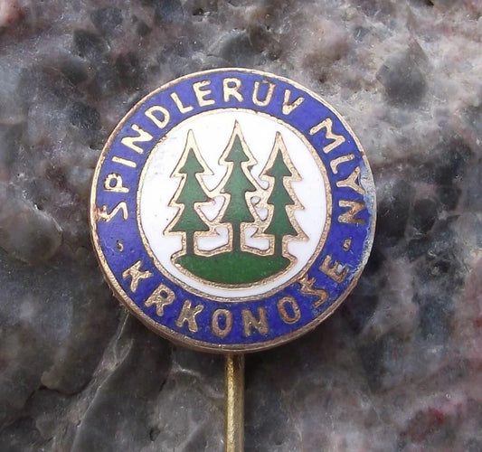 Vintage Špindlerův Mlýn Krkonoše Mountain Czech Ski Resort Pine Trees Pin Badge
