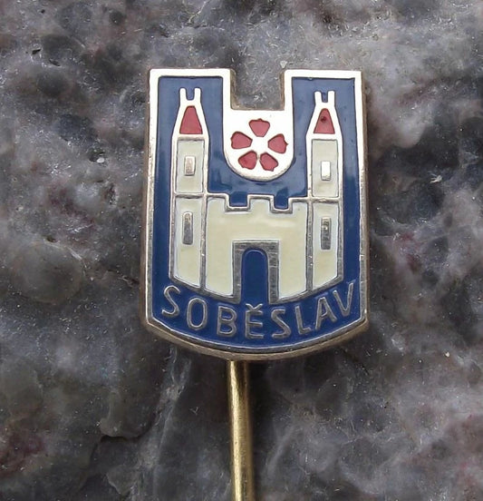 Vintage Soběslav Town Red Rose & Towers Czech Heraldic Crest Tourist Pin Badge