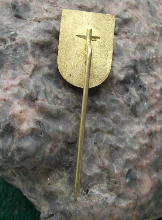 Vintage Švermov Czechoslovakia Official Town Crest Heraldic Coat Arms Pin Badge